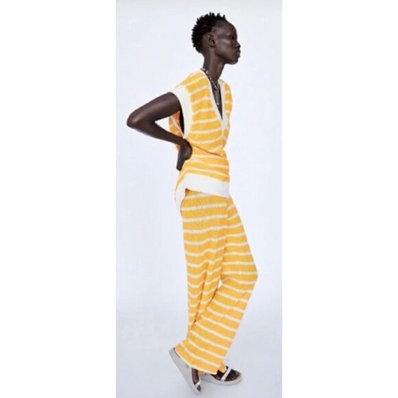 NWT Zara Yellow & White Striped Oversized V-Neck Knitted Sweater Vest, Medium - Picture 4 of 16